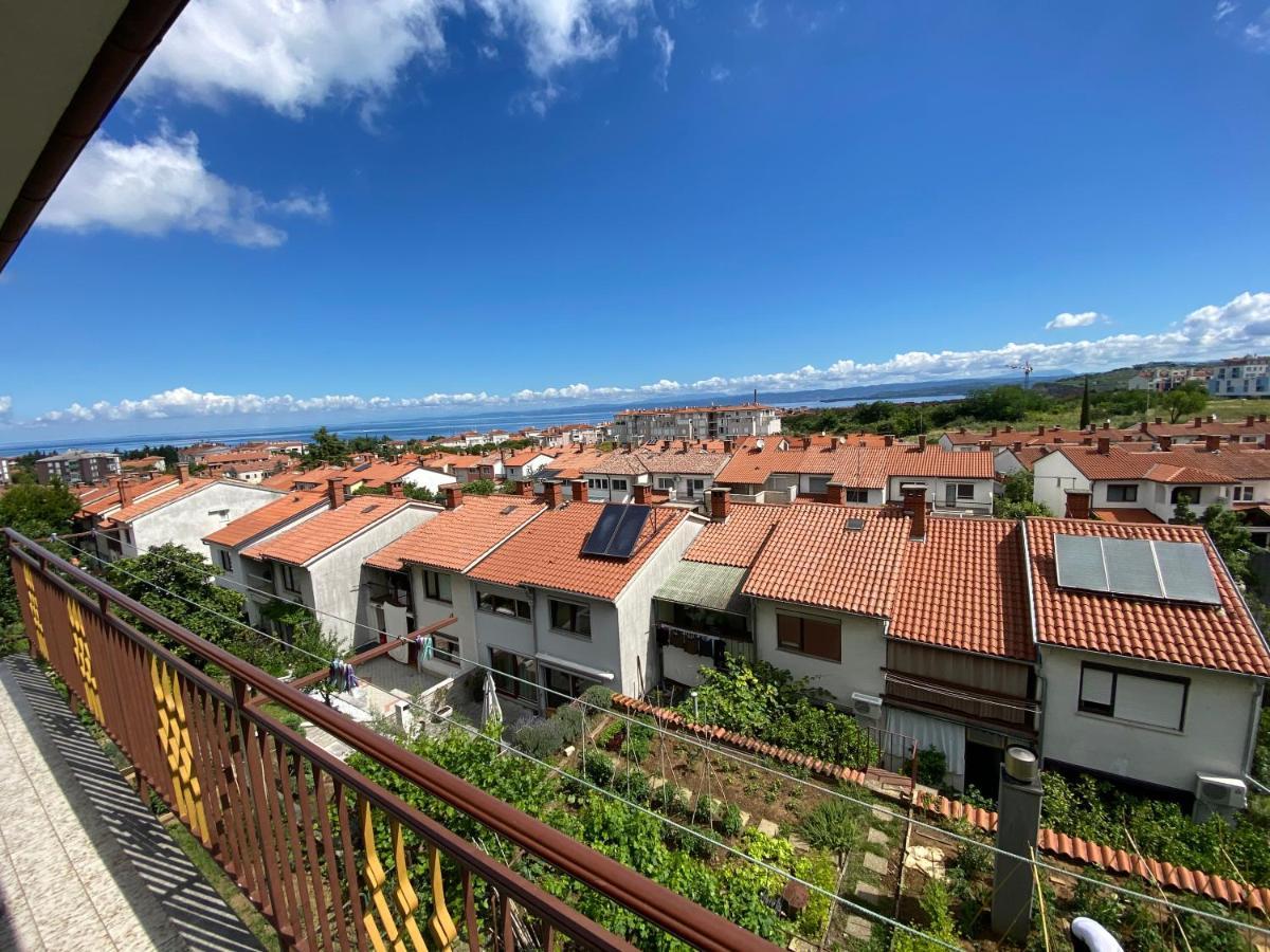 Ostello Sobe Kaki In Kivi Izola Esterno foto